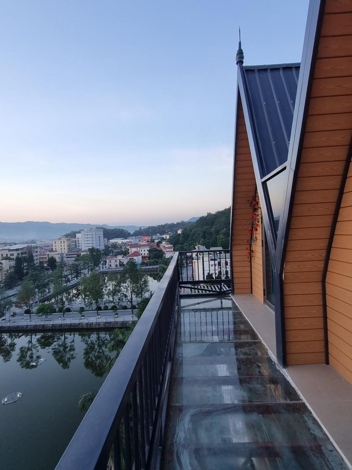 Homestay Muong Troi Dien Bien Phu Exterior photo